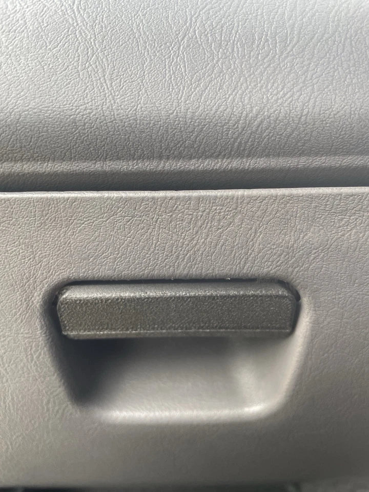 Mitsubishi Pajero Mini Carbon Fiber Lock, Glovebox